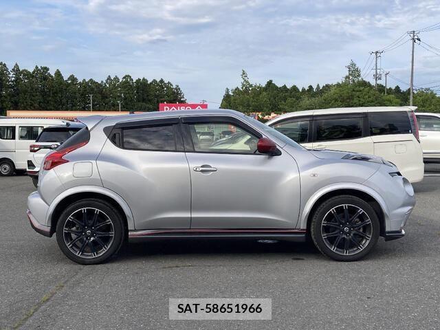 Nissan JUKE 2013-07 7979631-22