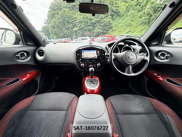 Nissan JUKE 2011-06 8036231-1