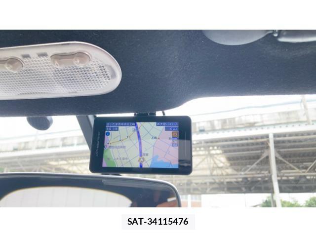 Nissan JUKE 2013-09 8438272-17