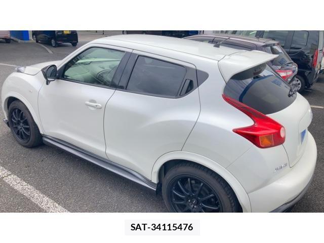 Nissan JUKE 2013-09 8438272-3