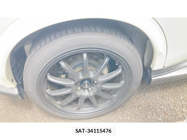 Nissan JUKE 2013-09 8438272-7
