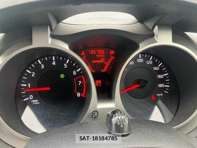 Nissan JUKE 2011-03 8666331-17
