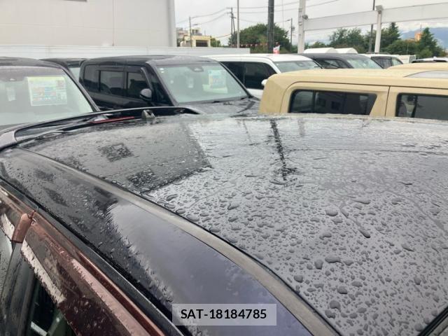 Nissan JUKE 2011-03 8666331-5