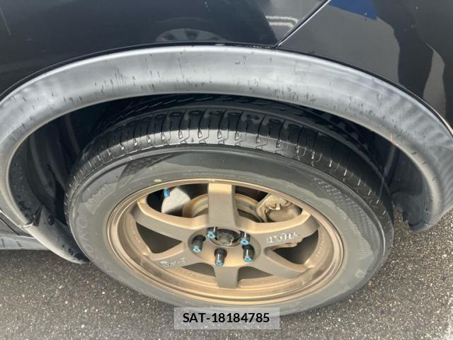 Nissan JUKE 2011-03 8666331-7