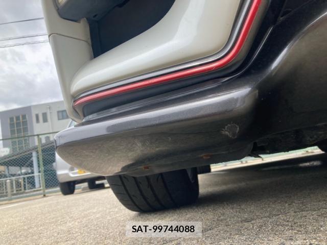 Nissan JUKE 2015-06 8685783-25