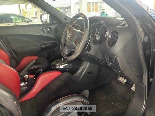 Nissan JUKE 2018-11 8829703-11
