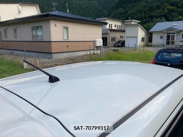 Nissan JUKE 2018-09 8849472-20