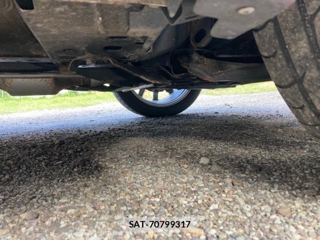 Nissan JUKE 2018-09 8849472-25