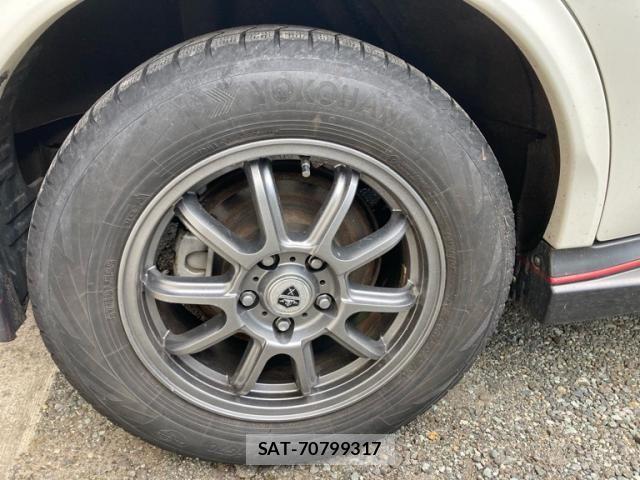 Nissan JUKE 2018-09 8849472-5