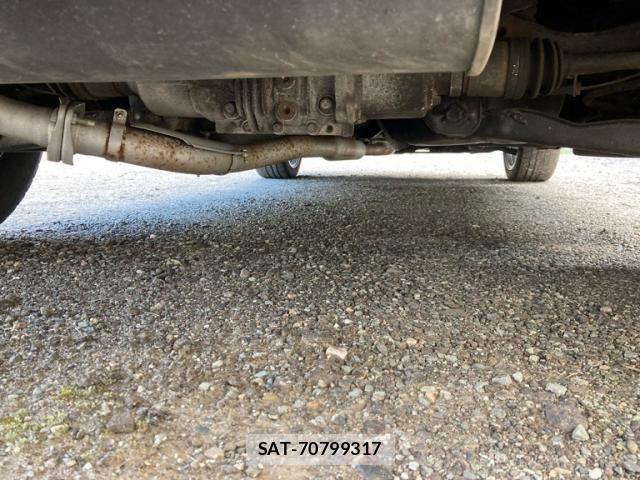 Nissan JUKE 2018-09 8849472-7