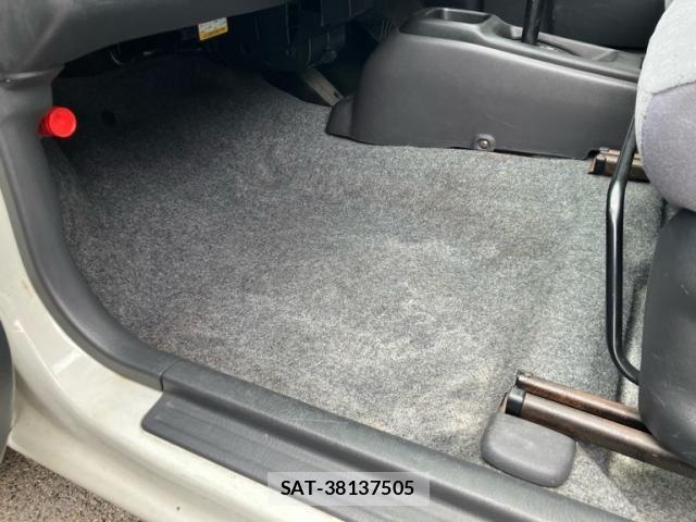 Suzuki KEI 2005-12 7220407-22