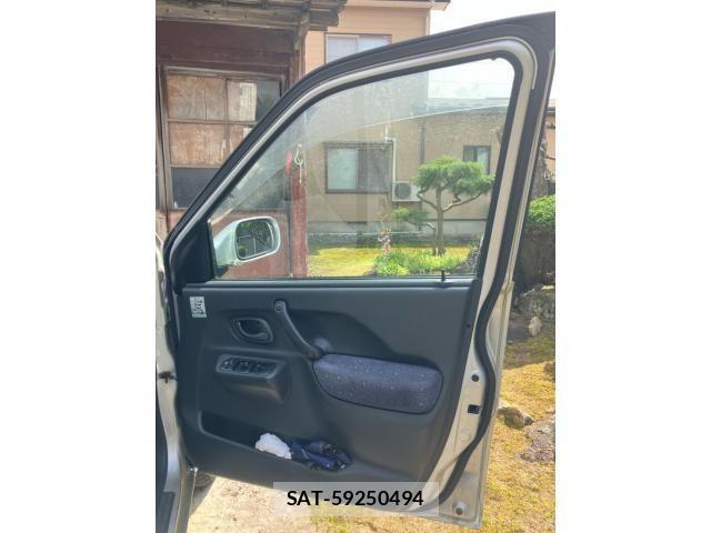 Suzuki KEI 2003-06 7220411-11