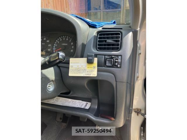 Suzuki KEI 2003-06 7220411-13