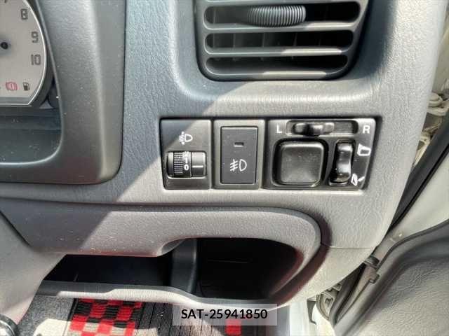 Suzuki KEI 2008-11 5870193-11
