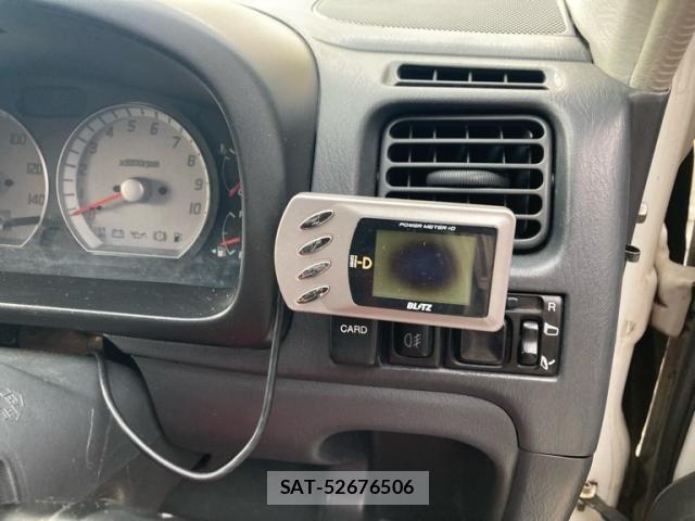 Suzuki KEI 2003-01 8849474-11