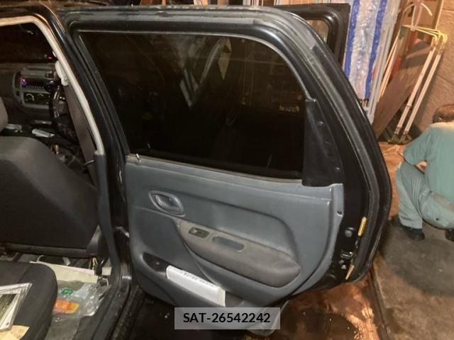 Suzuki KEI 2004-02 8849473-10