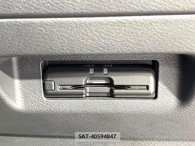 Nissan KICKS 2021-07 1176657-7