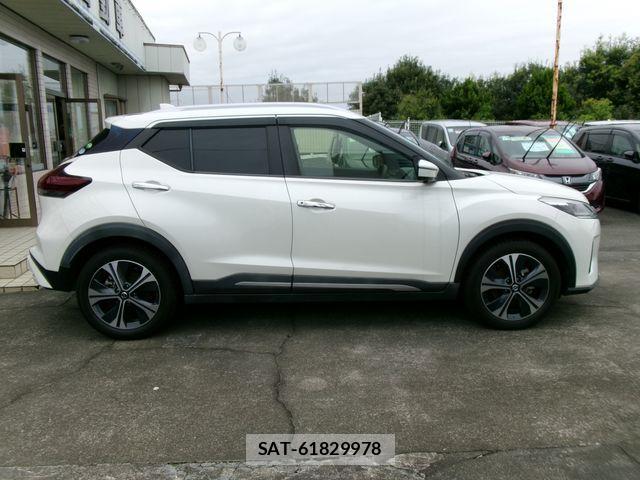 Nissan KICKS 2021-03 1313518-3