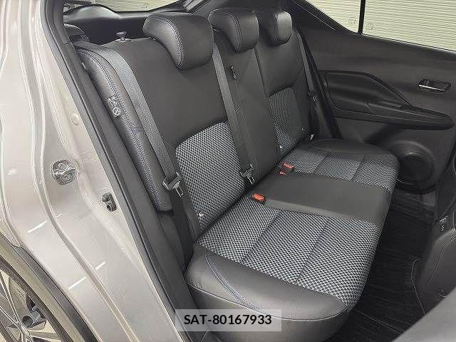 Nissan KICKS 2020-12 1318314-8