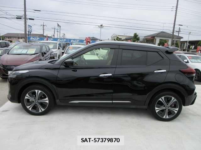 Nissan KICKS 2021-07 1380961-9