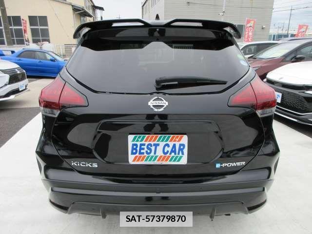 Nissan KICKS 2021-07 1380961-6