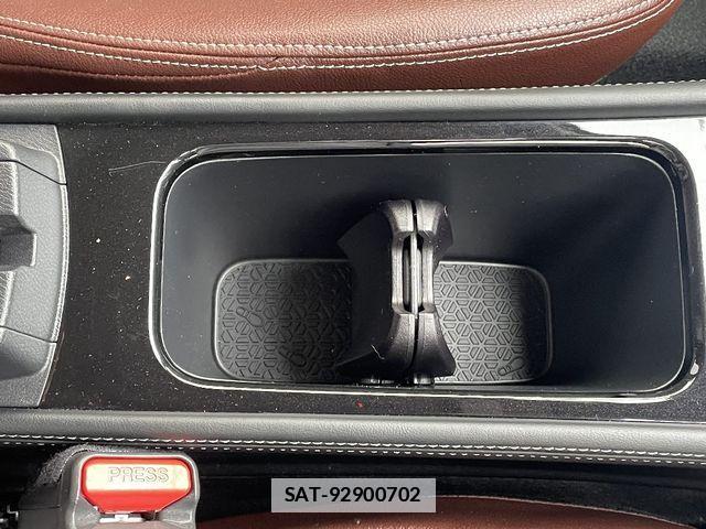 Nissan KICKS 2023-05 1586055-16