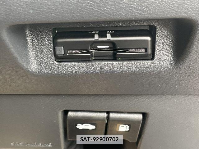 Nissan KICKS 2023-05 1586055-19