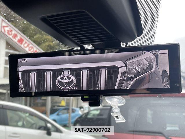 Nissan KICKS 2023-05 1586055-20