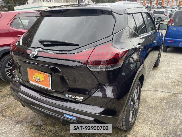 Nissan KICKS 2023-05 1586055-2