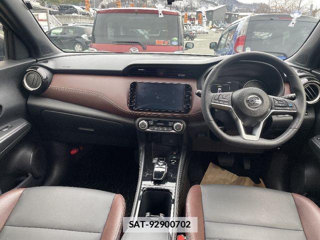 Nissan KICKS 2023-05 1586055-3