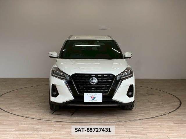 Nissan KICKS 2022-12 3663872-13