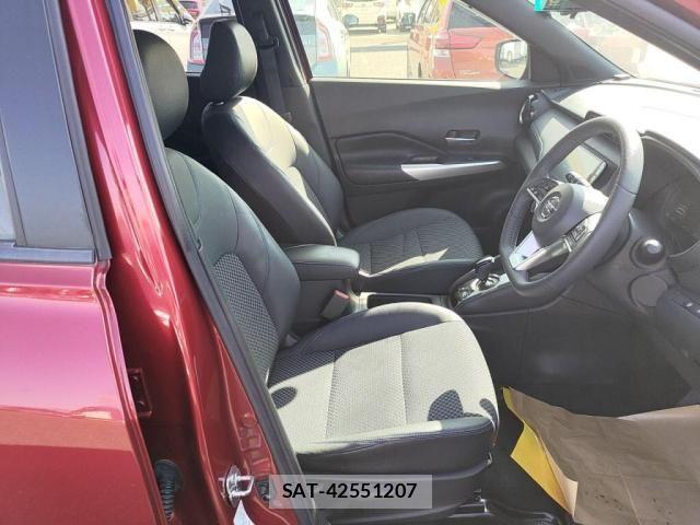 Nissan KICKS 2022-03 3770759-20
