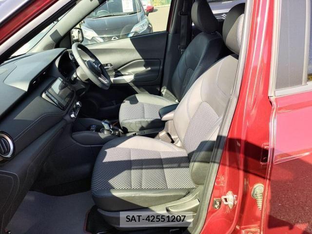 Nissan KICKS 2022-03 3770759-21