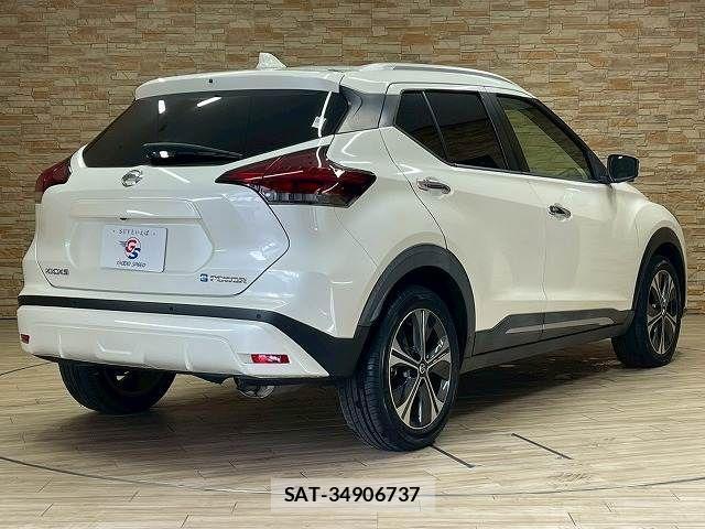 Nissan KICKS 2020-06 4421492-15