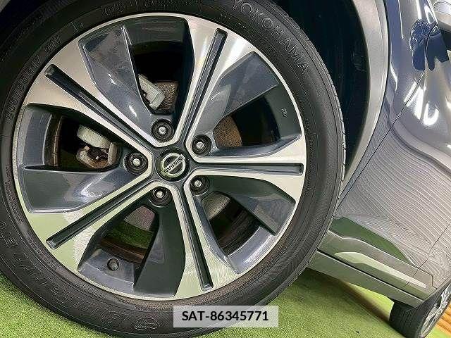 Nissan KICKS 2021-02 4421504-11