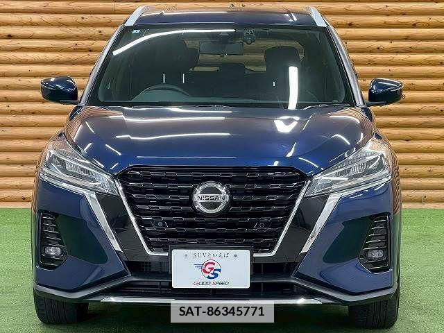 Nissan KICKS 2021-02 4421504-16