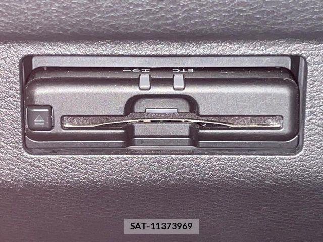 Nissan KICKS 2020-12 4594747-6