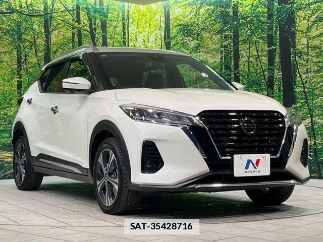 Nissan KICKS 2022-03 4754703-15