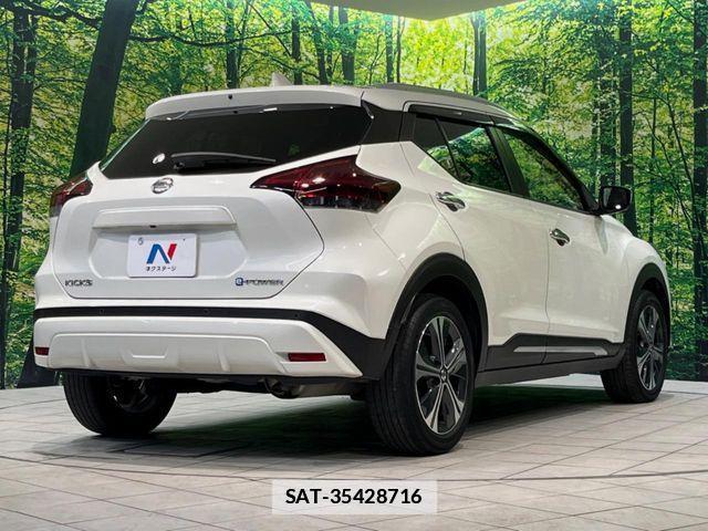 Nissan KICKS 2022-03 4754703-16