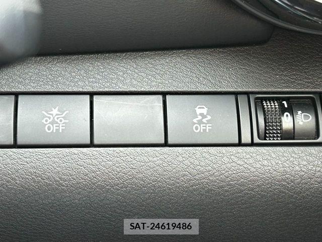 Nissan KICKS 2022-03 4962081-13