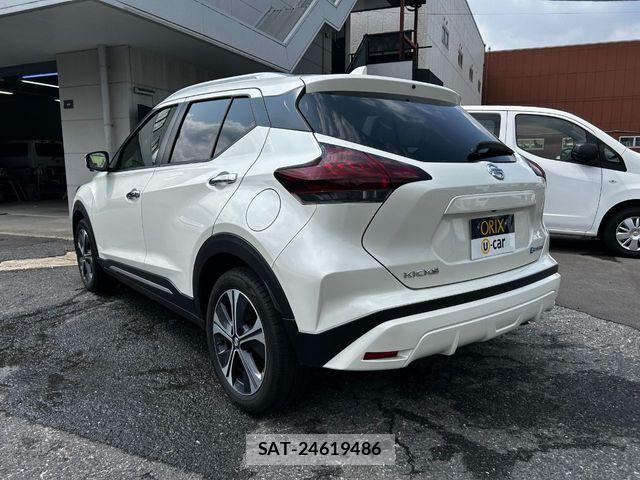 Nissan KICKS 2022-03 4962081-28