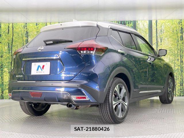 Nissan KICKS 2022-12 5870203-16