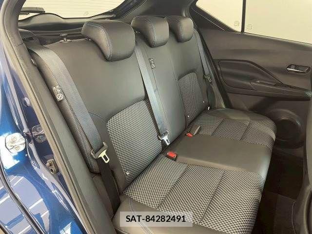Nissan KICKS 2020-09 6002256-11