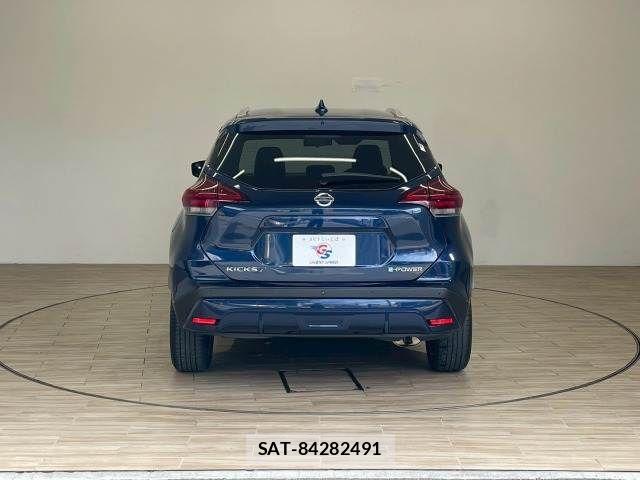 Nissan KICKS 2020-09 6002256-14