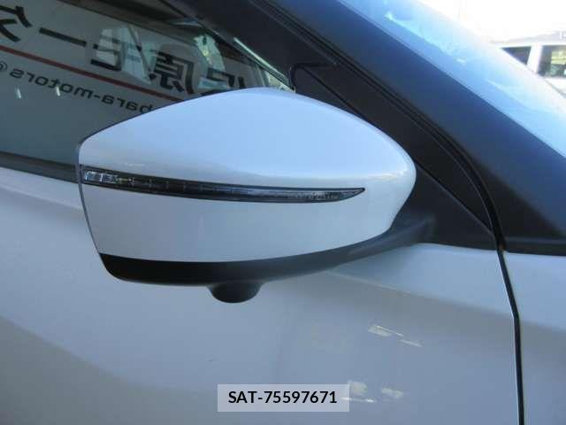 Nissan KICKS 2020-10 6002244-13