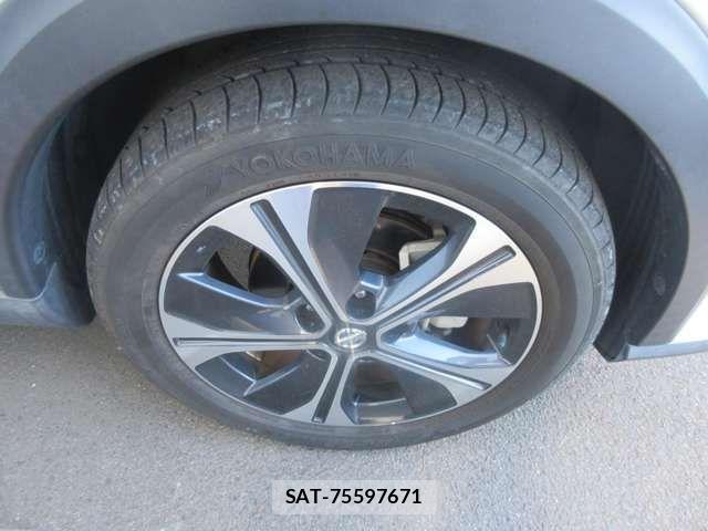 Nissan KICKS 2020-10 6002244-14