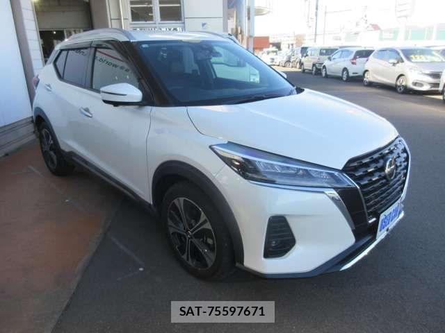 Nissan KICKS 2020-10 6002244-2