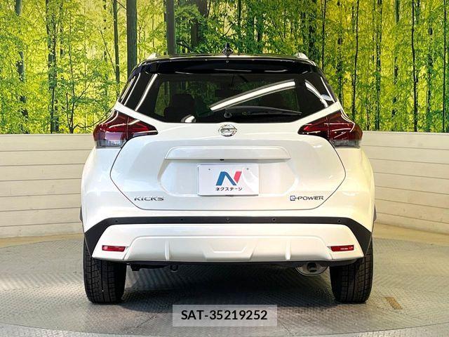 Nissan KICKS 2022-03 6002238-14