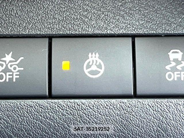 Nissan KICKS 2022-03 6002238-5