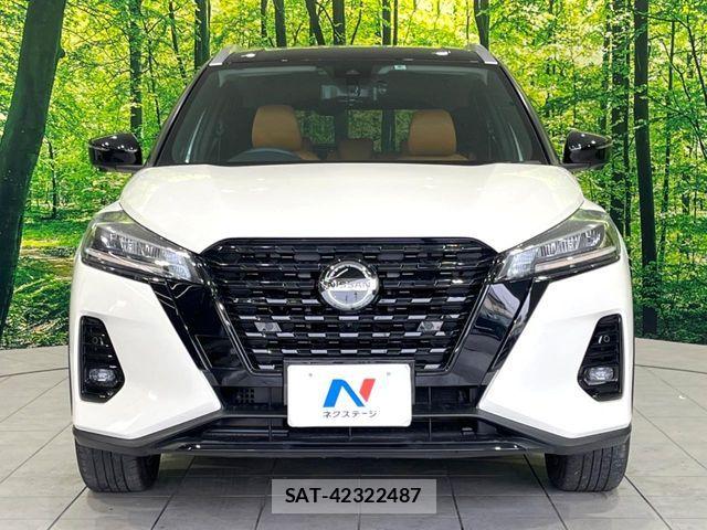Nissan KICKS 2022-06 6002224-13